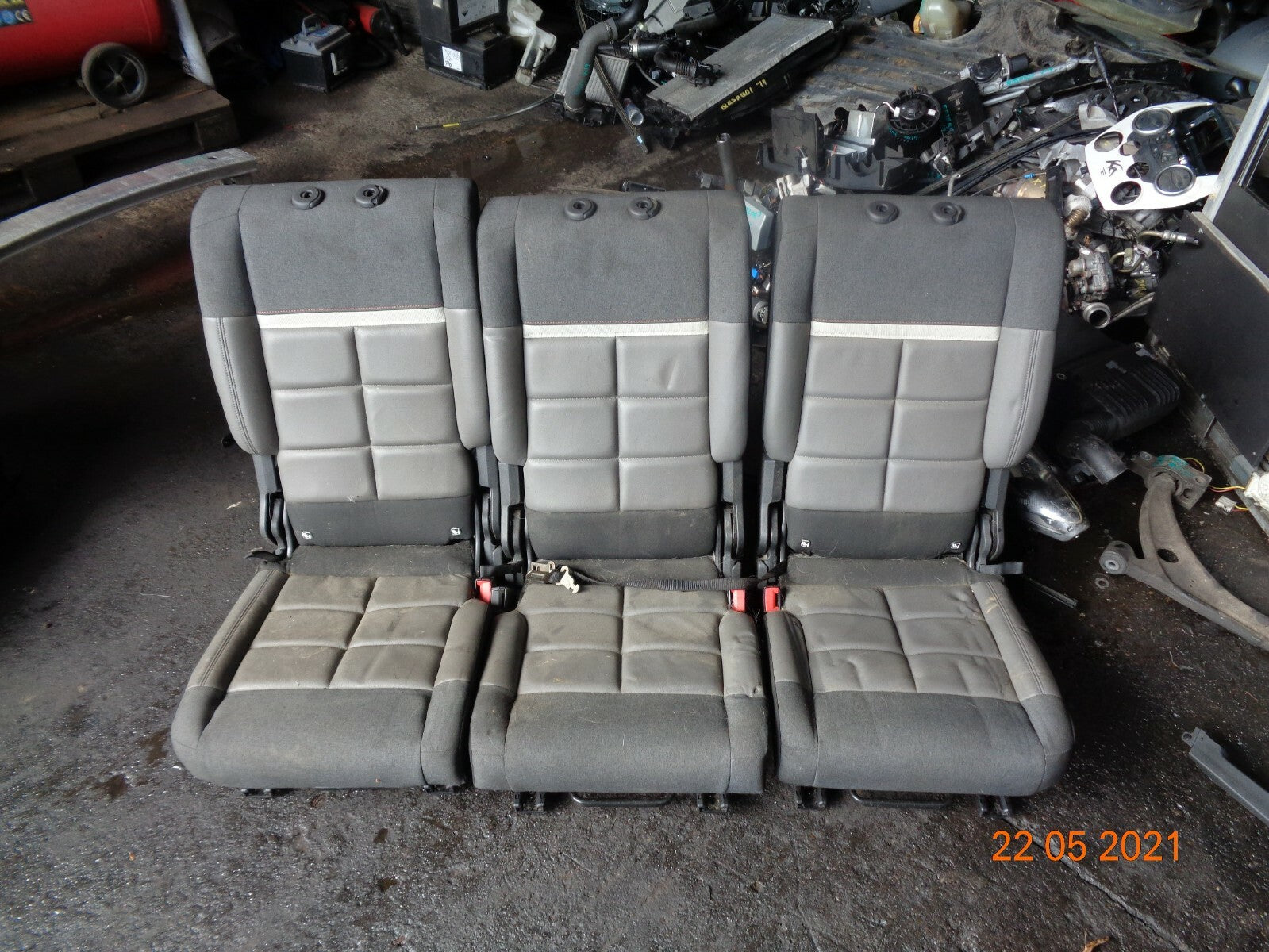 CITROEN C5 AIRCROSS 2019 REAR SEATS HALF LEATHER & FABRIC WITH WHITE STRIP