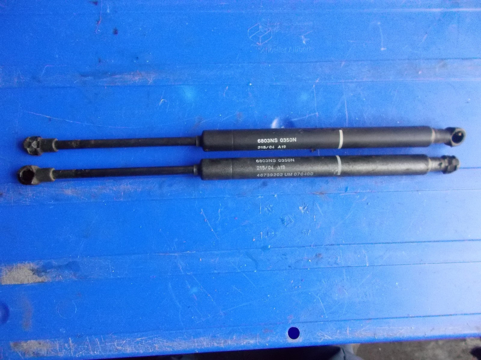 2004 ALFA ROMEO GT PAIR OF BONNET HOOD GAS STRUTS 46739202