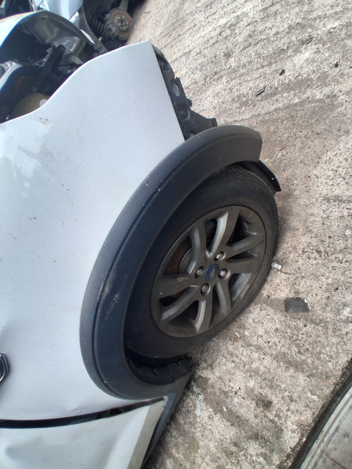 2018 FORD KA + PLUS MK3 HATCHBACK OSF DRIVER SIDE FRONT WHEEL ARCH TRIM