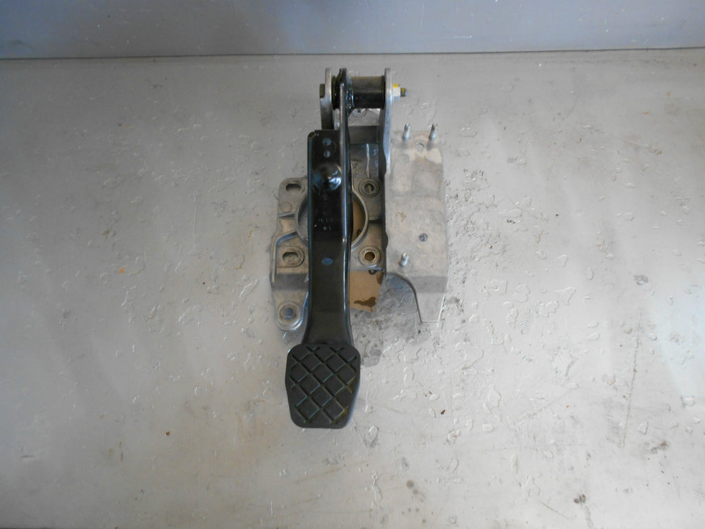 VOLKSWAGEN VW POLO 6R 2012 1.2 12V BRAKE PEDAL ASSEMBLY 6R2721115