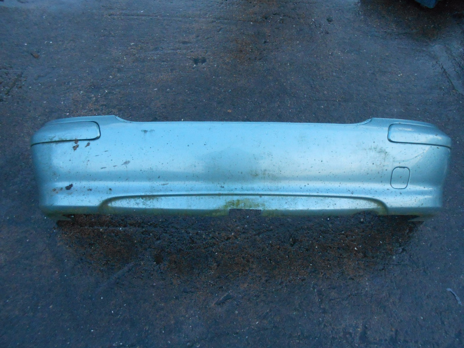 NISSAN ALMERA N16 (MK2) 2002 COMPLETE REAR BACK PLASTIC BUMPER GREEN