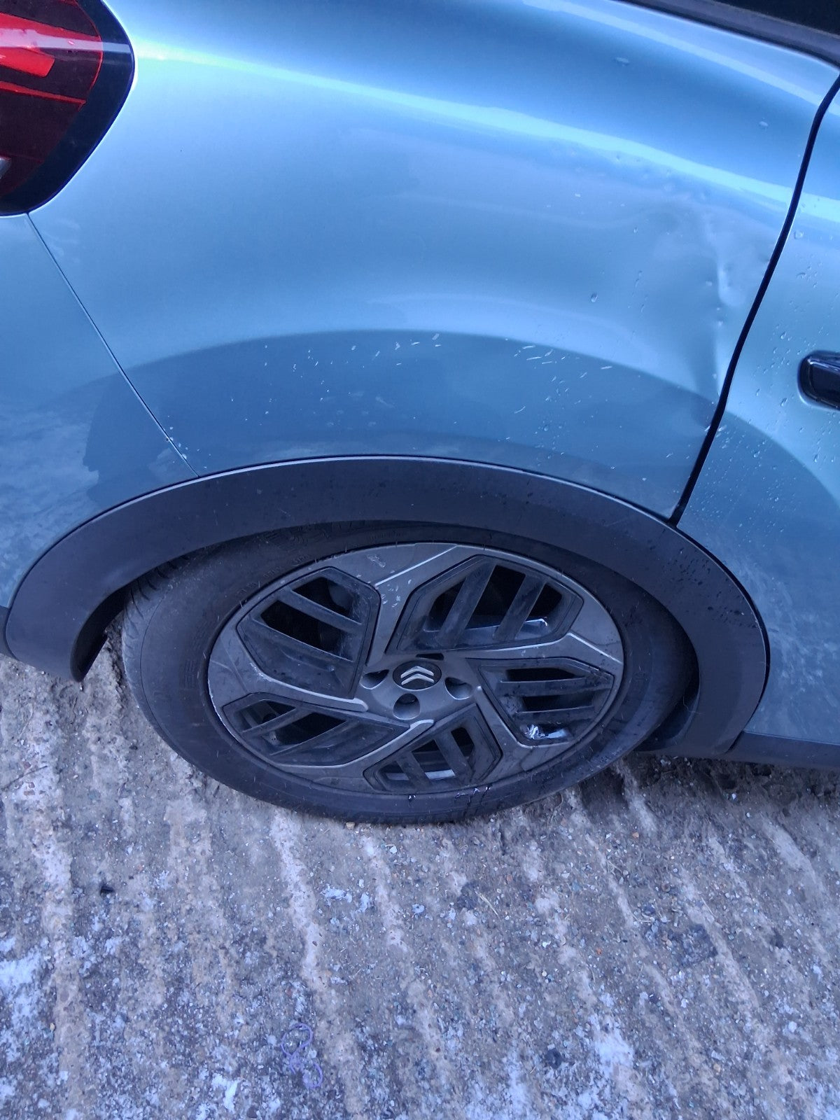 2023 CITROEN C4 MK3 NSR PASSENGER SIDE REAR LEFT WHEEL ARCH TRIM BLACK