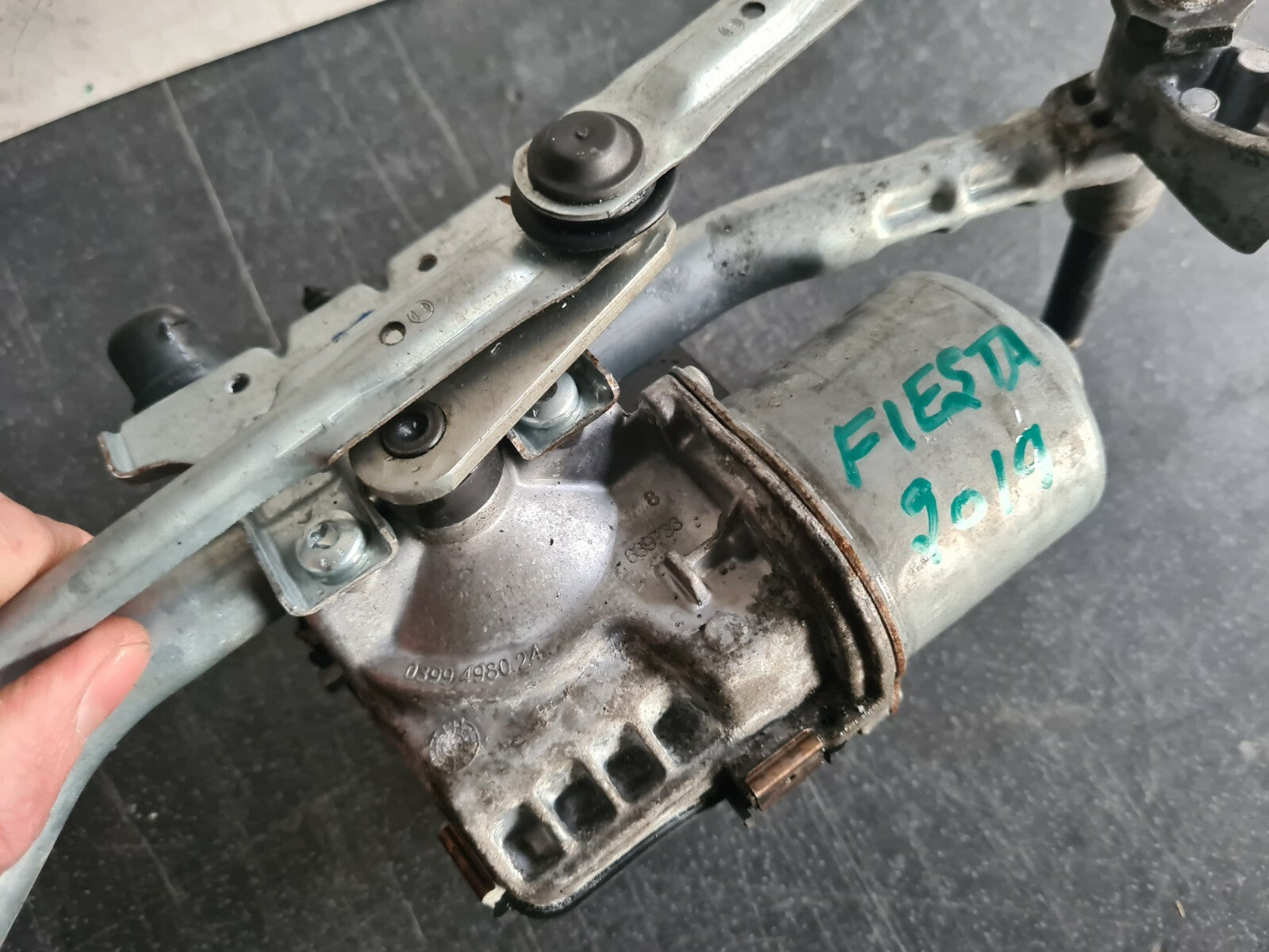 FORD FIESTA MK8 2019 FRONT WIPER MOTOR AND LINKAGE H1BB-17504-BC