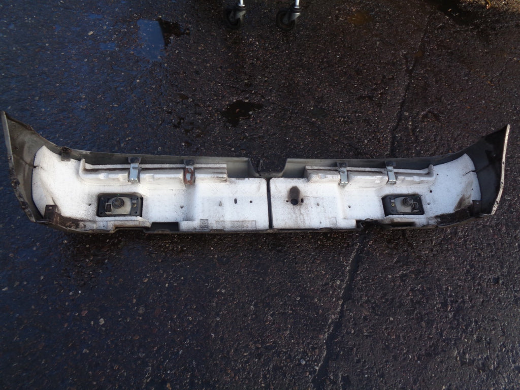 KIA SPORTAGE MK1 2001 COMPLETE REAR BUMPER SILVER