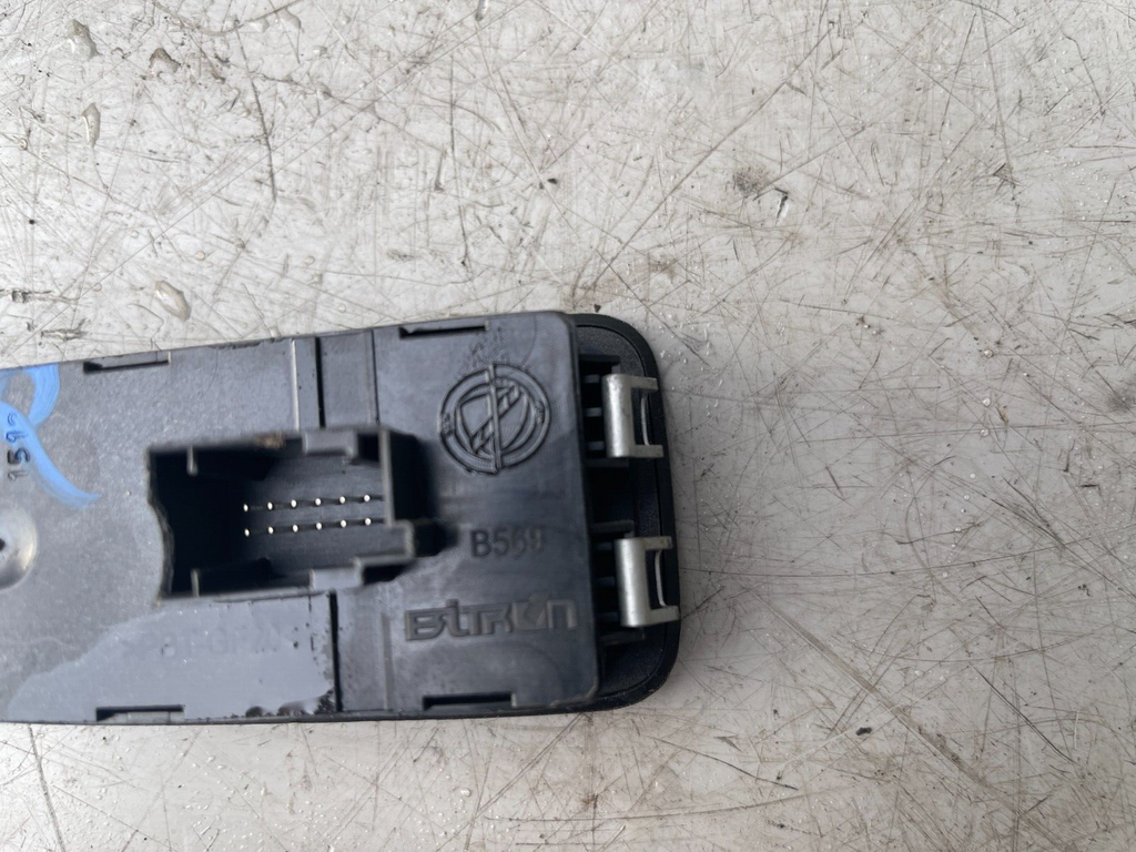 PEUGEOT BIPPER HEADLIGHT SWITCH PANEL CONTROL B569