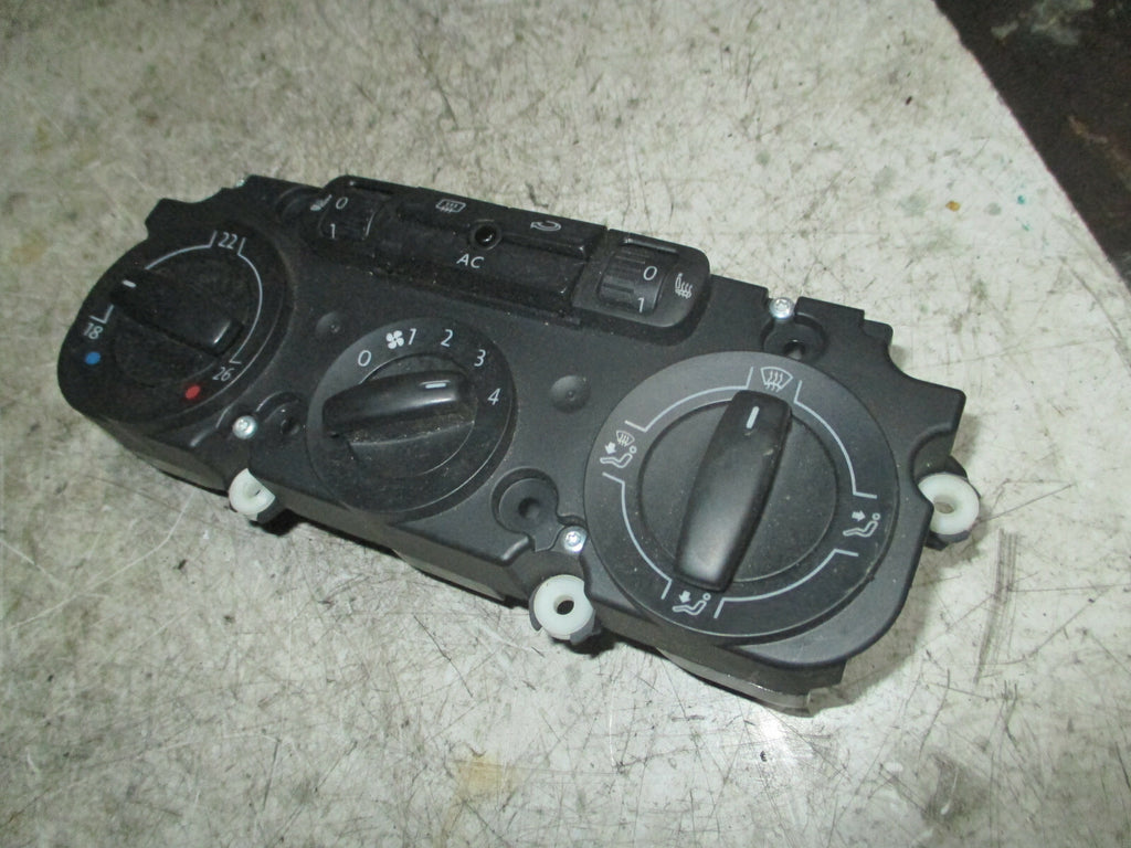 VW VOLKSWAGEN PASSAT 2007 HEATER AC CLIMATE CONTROL SWITCH 1K0820047JE