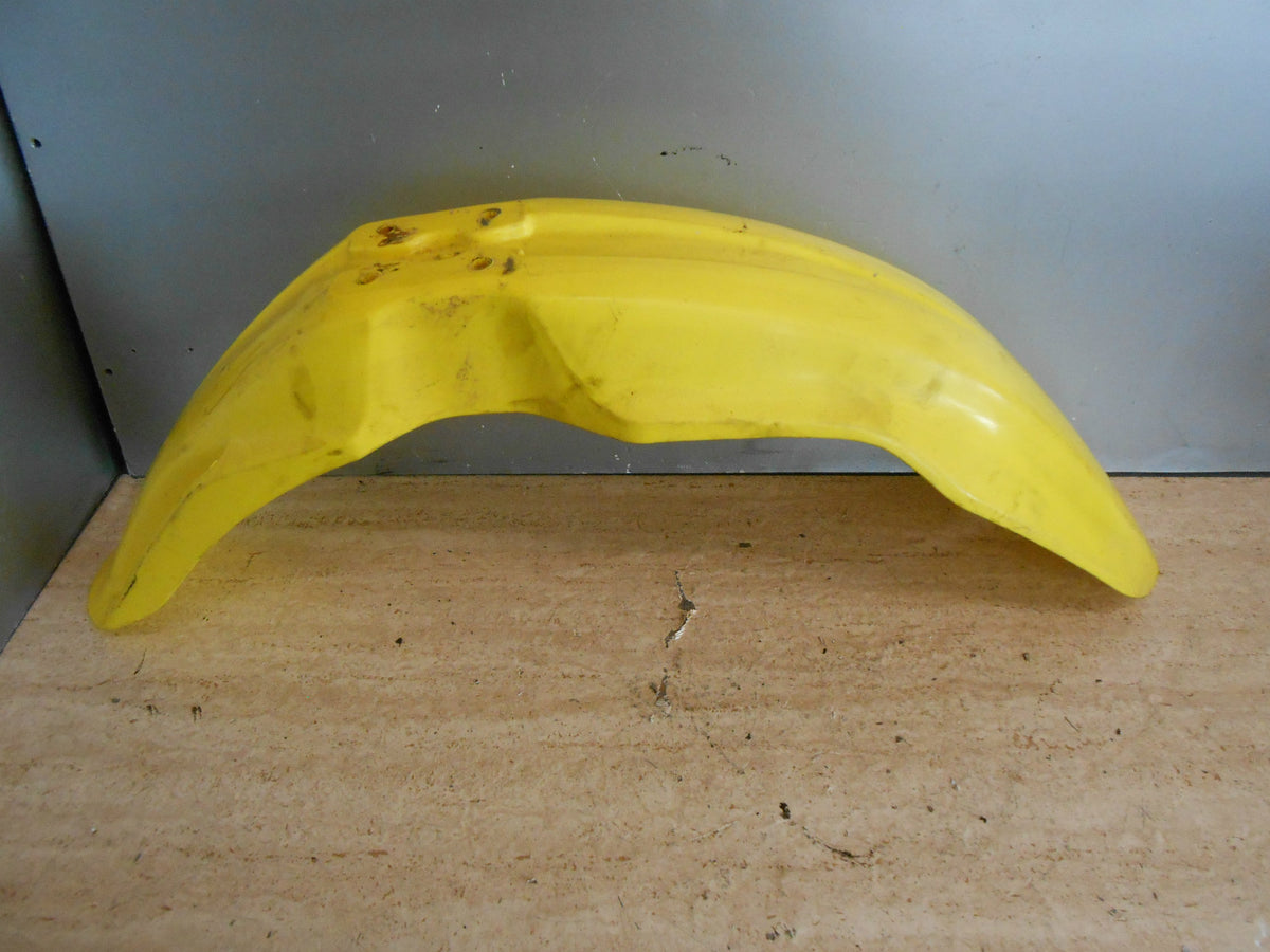 SUZUKI RM 125 2006 125CC SCRAMBLER SCRAM FRONT YELLOW PLASTIC MUDGUARD FENDER