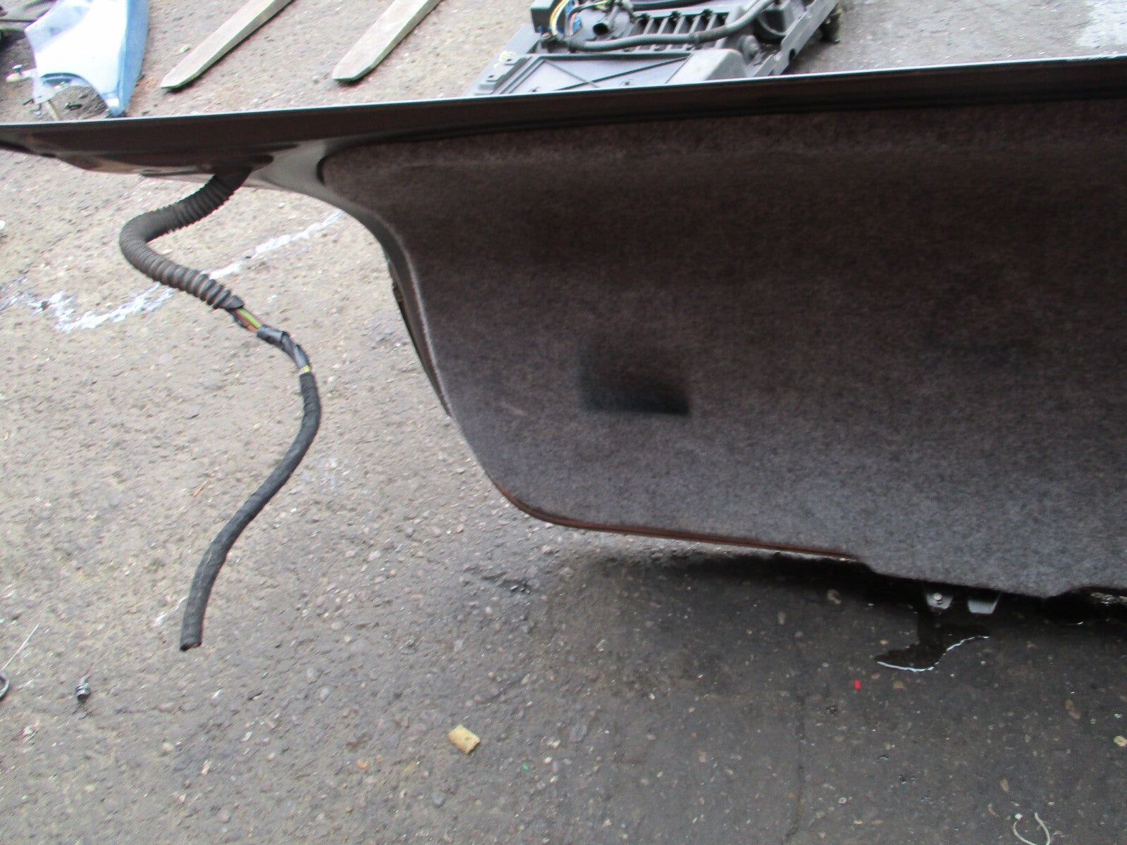 BMW 3 SERIES E90 2005 320i SALOON REAR TAILGATE BOOTLID GREY