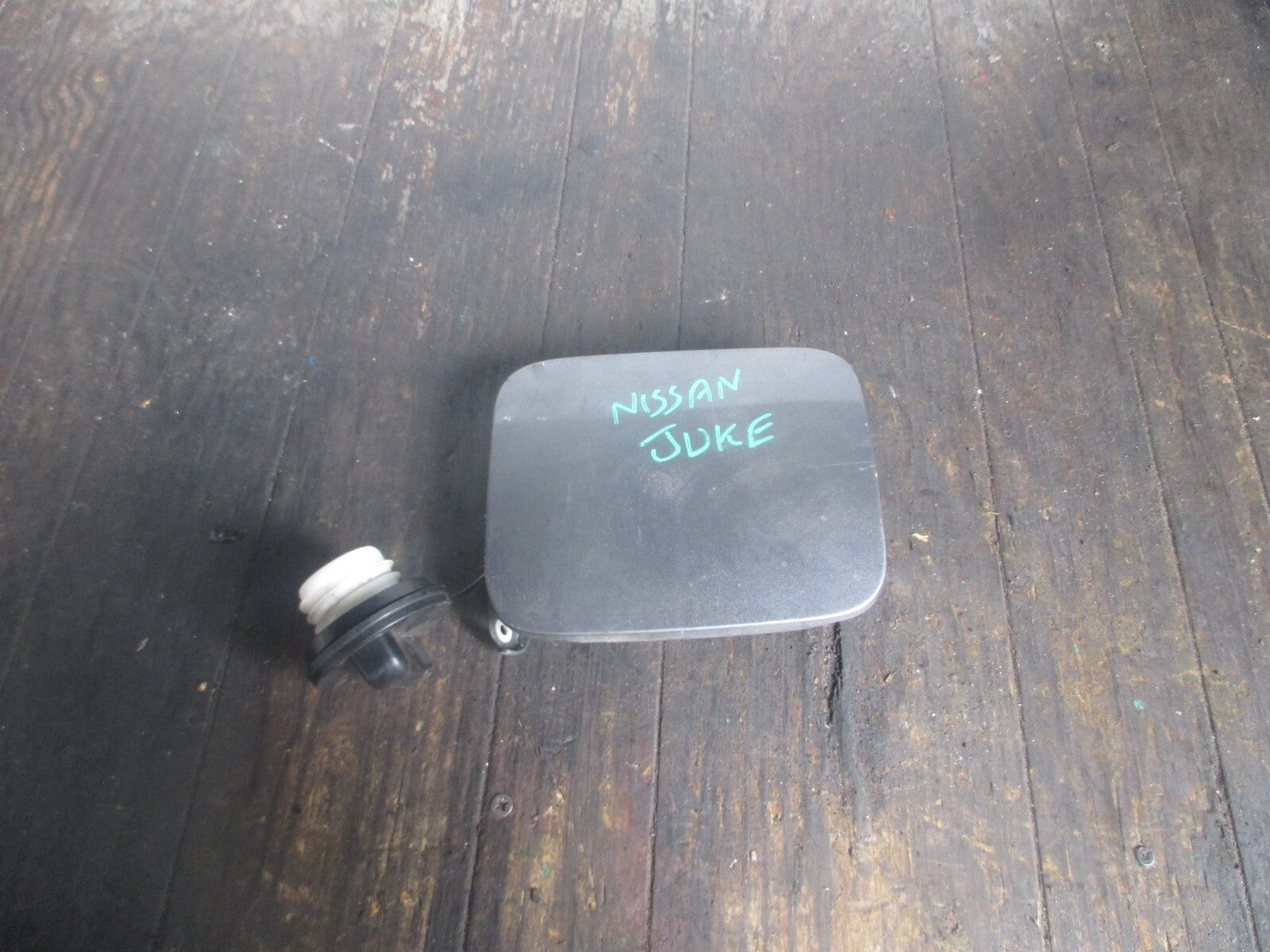 NISSAN JUKE 2017 FUEL FILLER FLAP CAP
