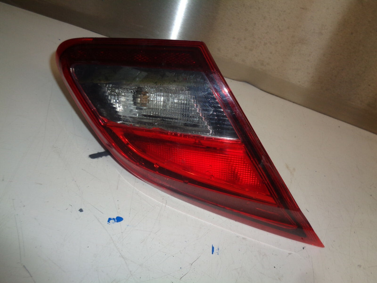 VAUXHALL CORSA E 2018 NSR PASSENGER SIDE REAR INNER TAILLIGHT 39012625