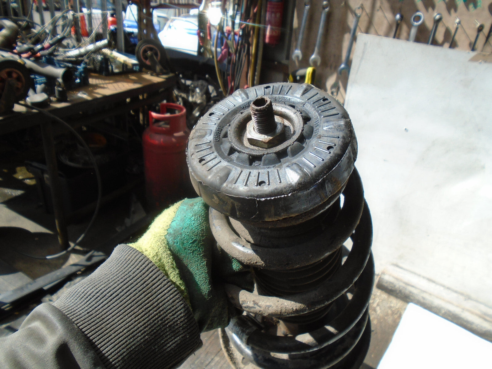 VAUXHALL ASTRA J 2011 OSF DRIVER SIDE FRONT SHOCK ABSORBER 13354014