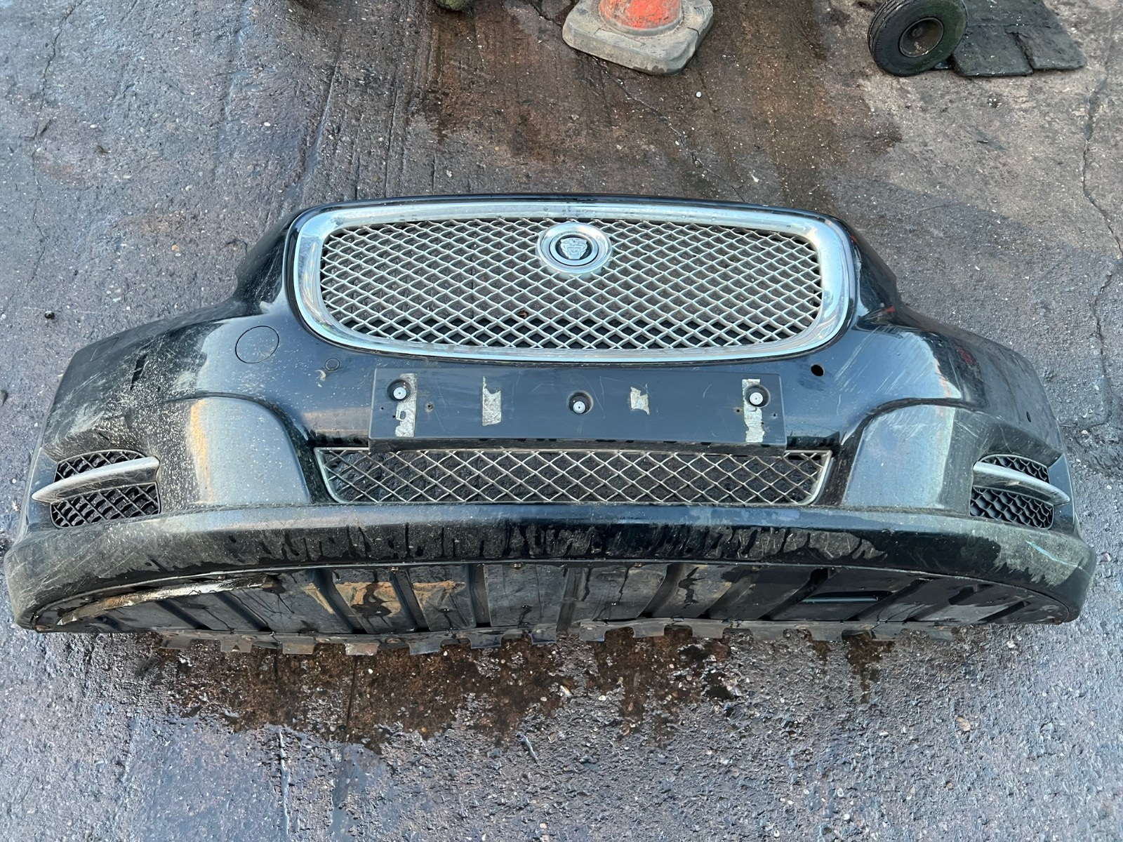 2012 JAGUAR XJ X351 FRONT COMPLETE BUMPER BLACK MIDNIGHT MET PEF