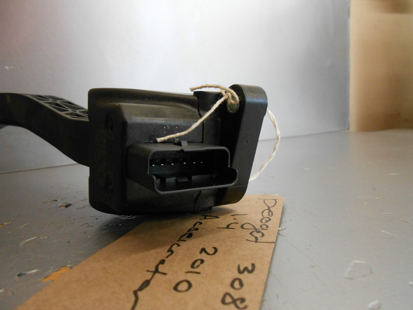 PEUGEOT 308 2010 1.4 16V ELECTRIC ACCELERATOR PEDAL 9683001480