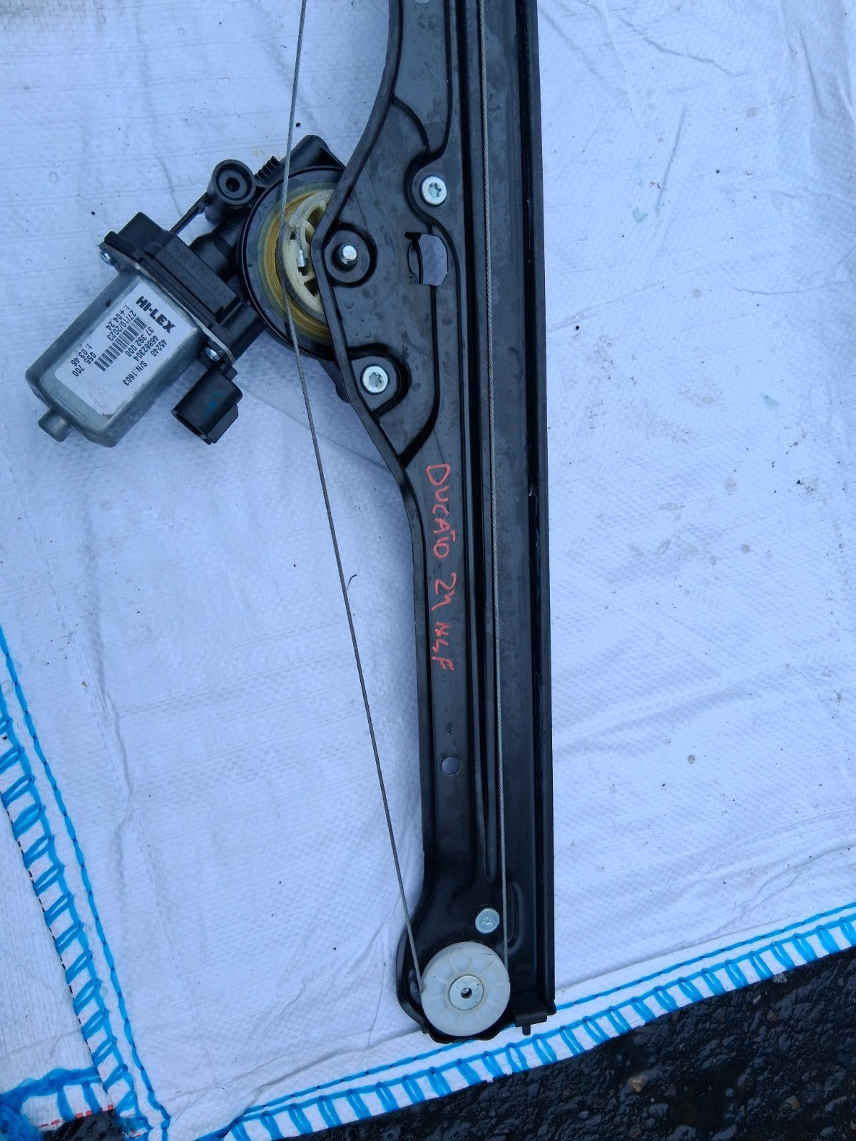 2024 FIAT DUCATO MK3 NSF PASSENGER SIDE FRONT WINDOW MOTOR REGULATOR 46862304