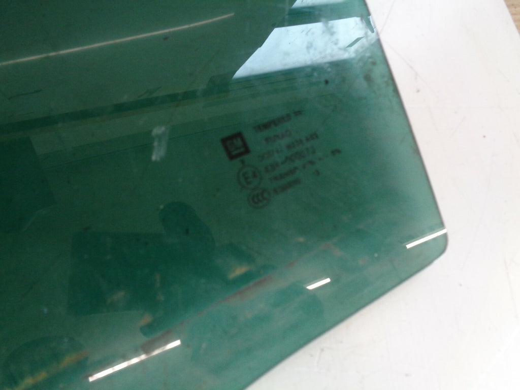 VAUXHALL INSIGNIA 2014 NSR PASSENGER SIDE REAR DOOR WINDOW GLASS