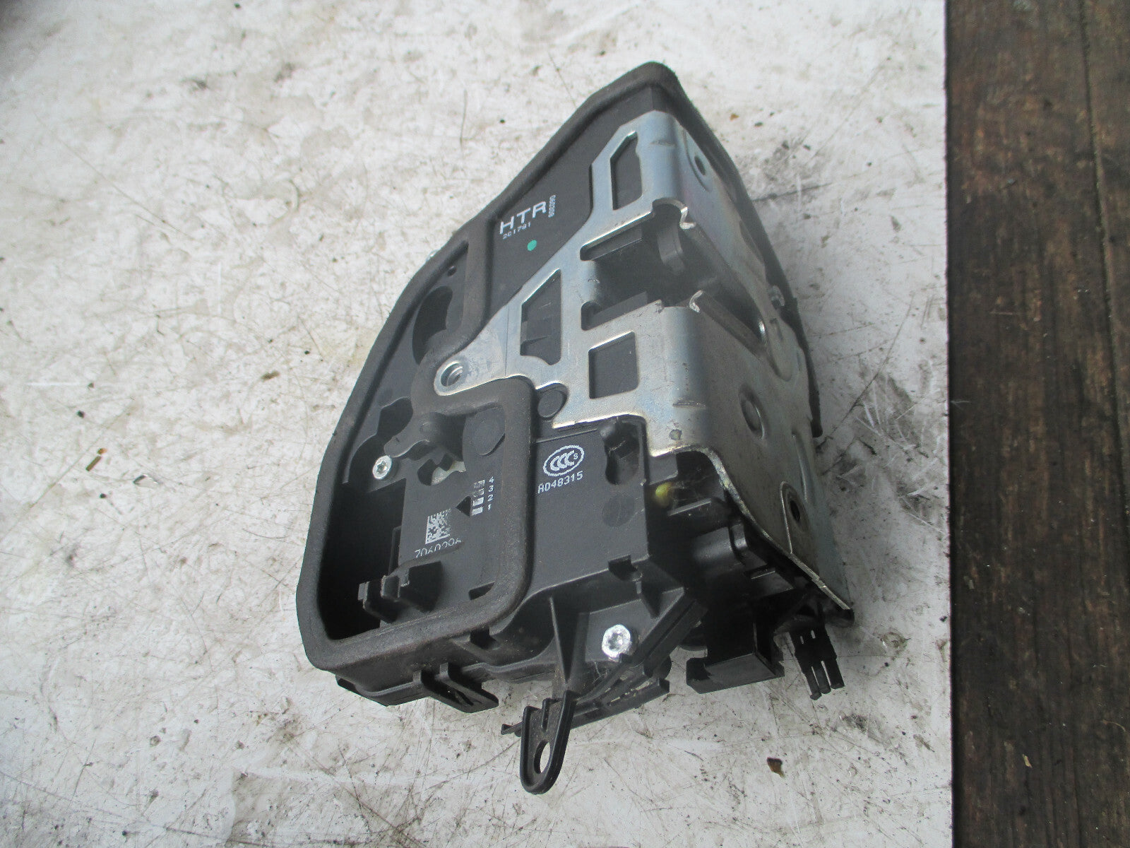 BMW 3 SERIES 2008 E90 OSR DRIVER SIDE REAR DOOR LOCK MECHNAISM 7060296