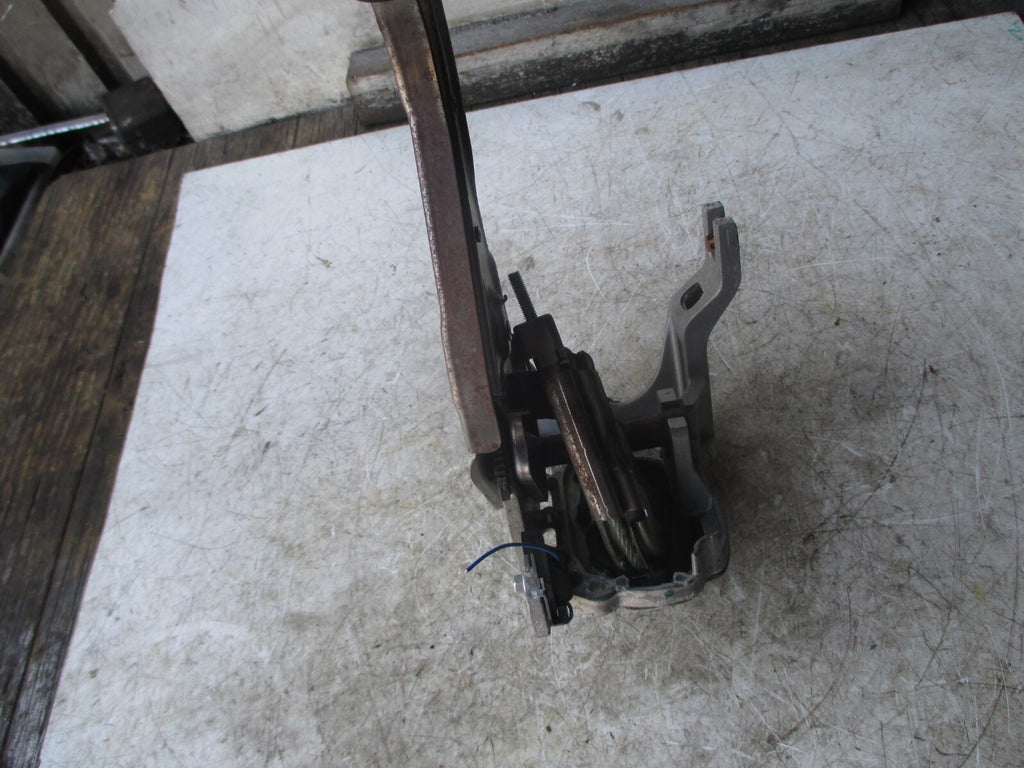 VAUXHALL ASTRA MK7 2018 HANDBRAKE HAND BRAKE LEVER 39047280