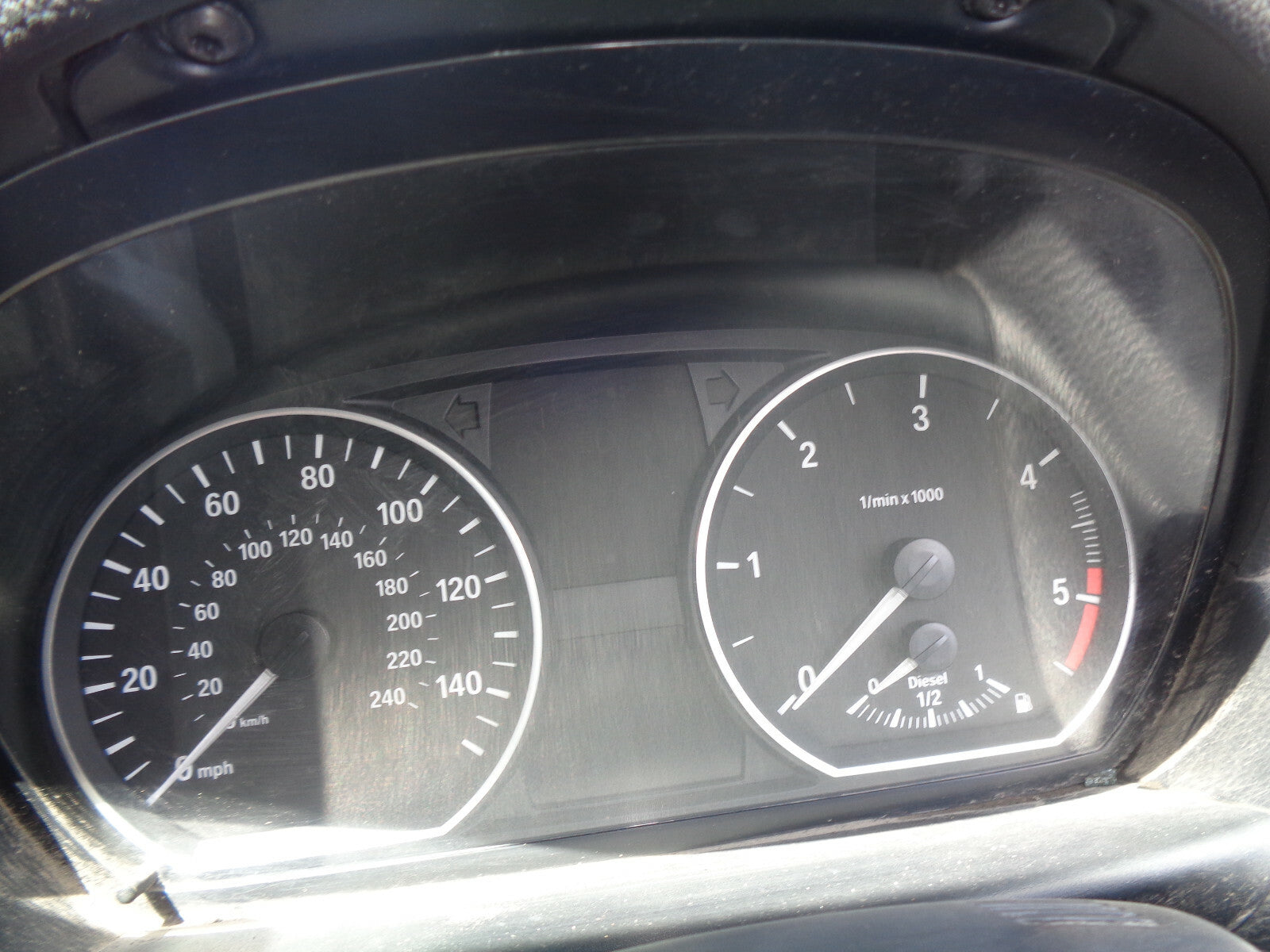 BMW 1 SERIES E88 2013 SPORT 2.0 DIESEL SPEEDOMETER INSTRUMENT CLUSTER