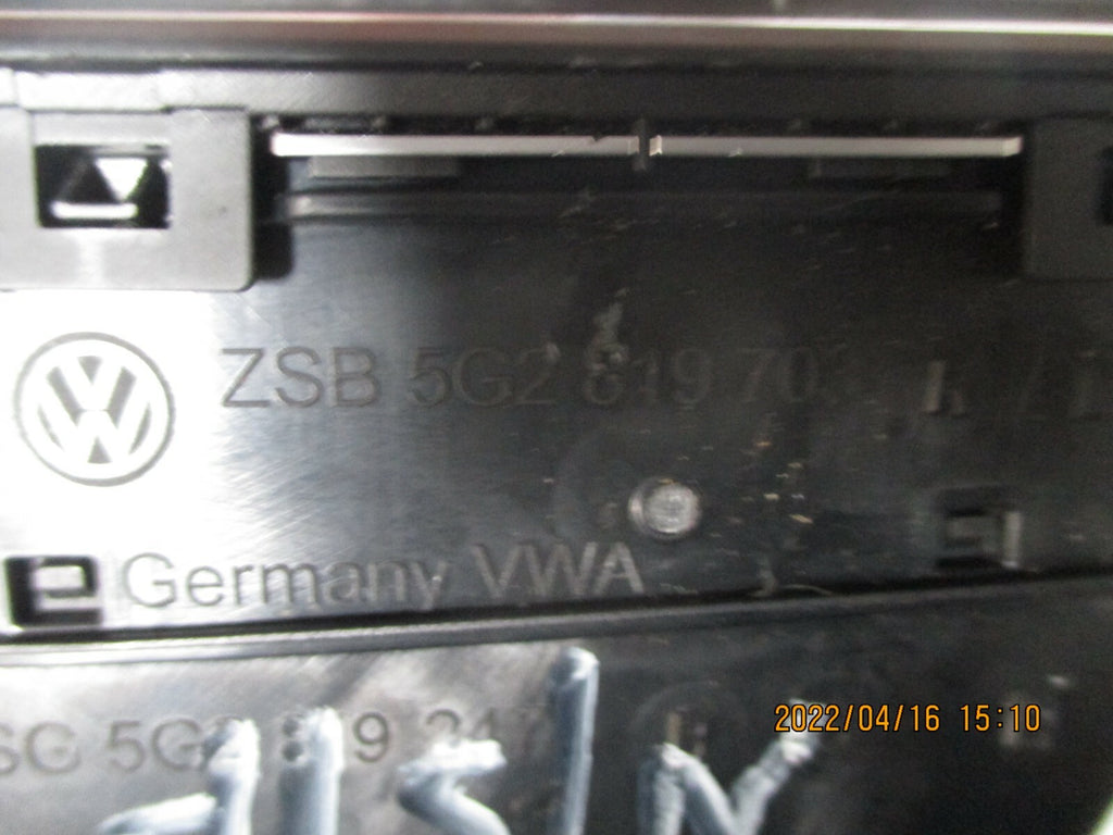 VW VOLKSWAGEN GOLF 2018 MK7 NSF FRONT PASSENGER SIDE AIR VENT 5G2819703
