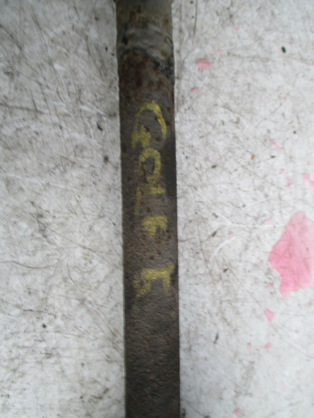 VOLKSWAGEN GOLF MK5 FS 1.6L NSF FRONT PASSENGER SIDE DRIVESHAFT