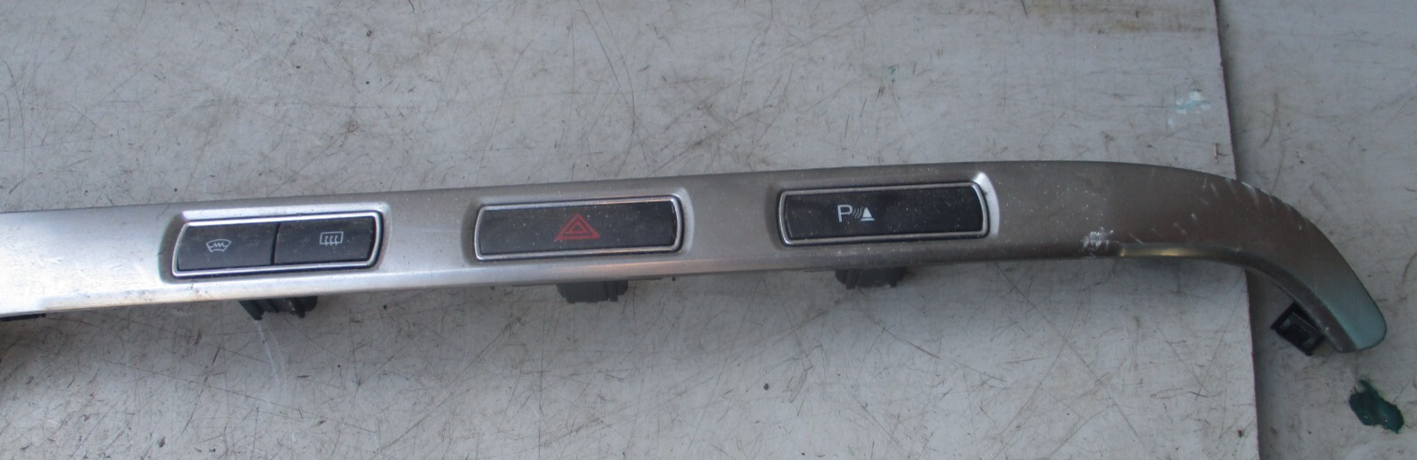2011 FORD SMAX DASHBOARD CENTRE TITANIUM TRIM PANEL WITH HAZARD SWITCH 7M21/6M21