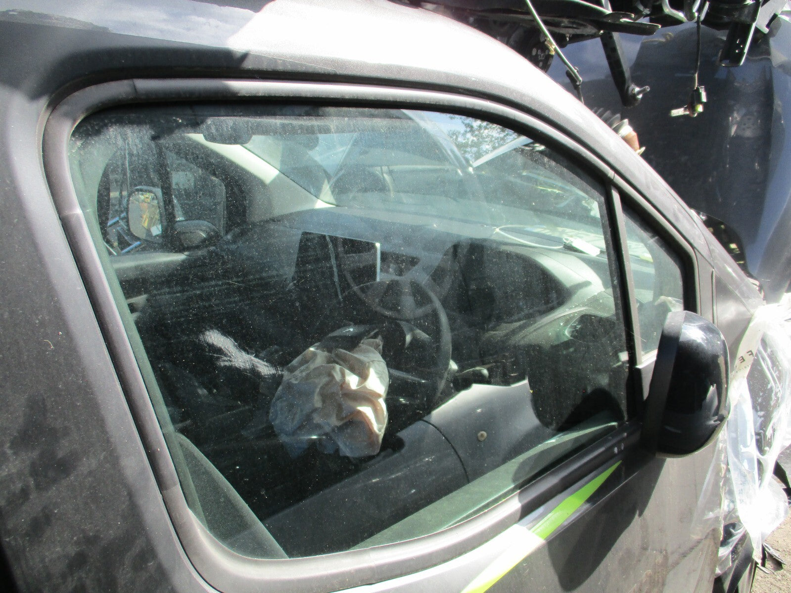 2022 PEUGEOT PARTNER MK3 K9 OS DRIVER SIDE FRONT WINDOW GLASS