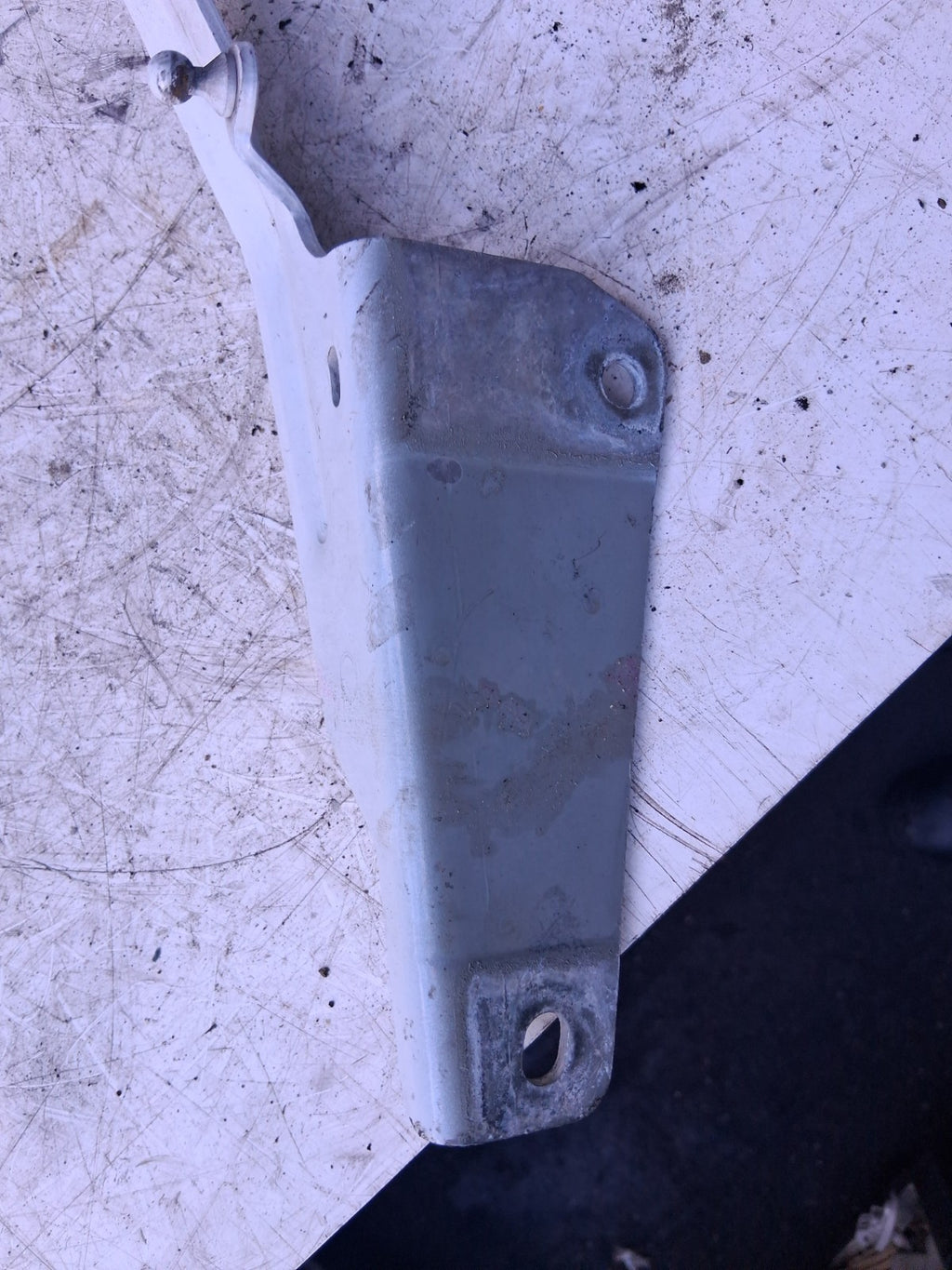 2020 RENAULT KANGOO MK2 OSF DRIVER SIDE FRONT RIGHT BONNET HINGE A4158800018