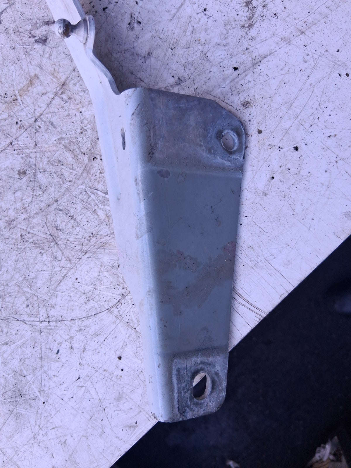 2020 RENAULT KANGOO MK2 OSF DRIVER SIDE FRONT RIGHT BONNET HINGE A4158800018