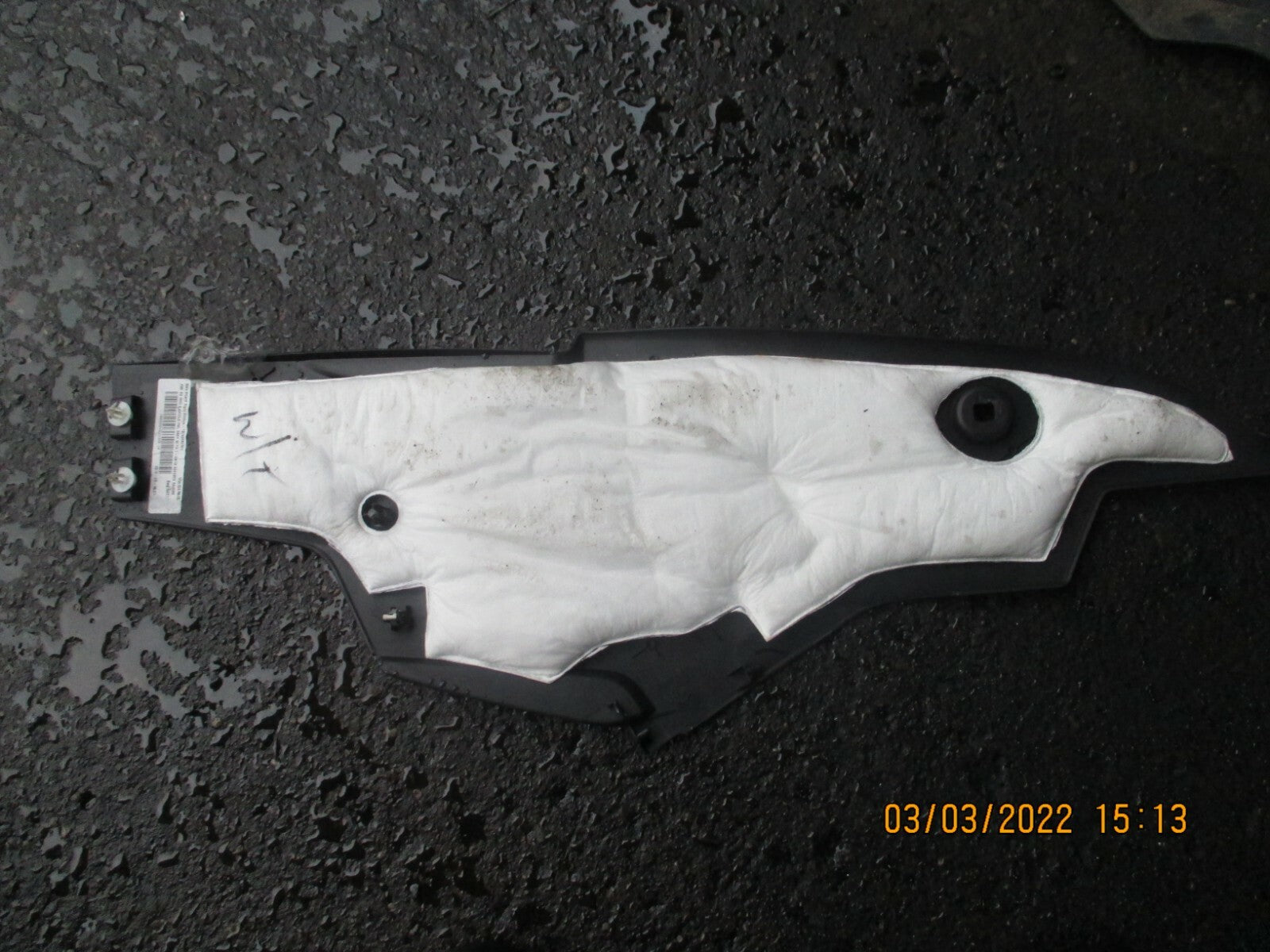 FORD ECOSPORT 2016 OS RIGHT SIDE CENTRE CONSOLE TRIM COVER DN1B A046B26 BB35B8