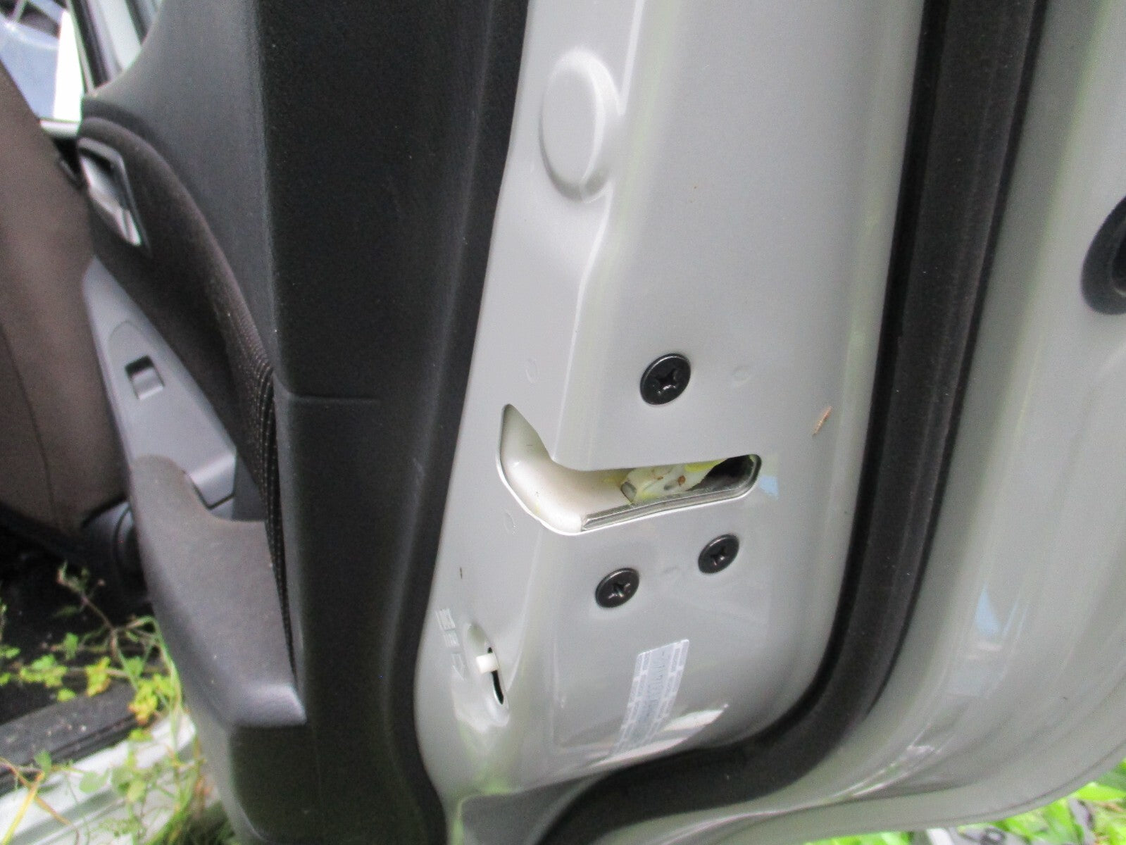 2023 MAZDA 2 MK3 DJ OSR DRIVER SIDE REAR DOOR LOCK MECHANISM