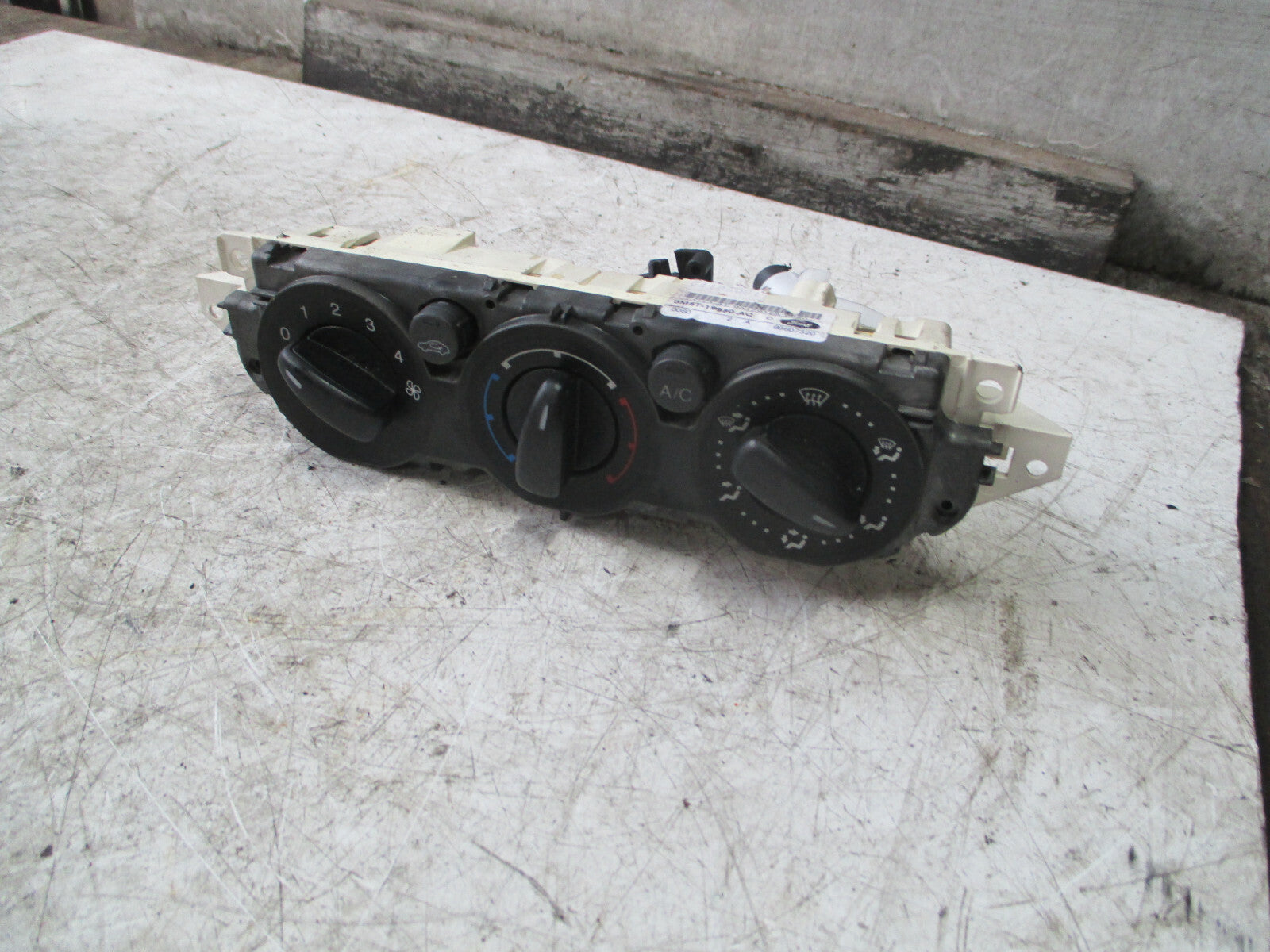 FORD FOCUS C MAX MK1 2004 HEATER CLIMATE CONTROL SWITCH 3M5T19980AC