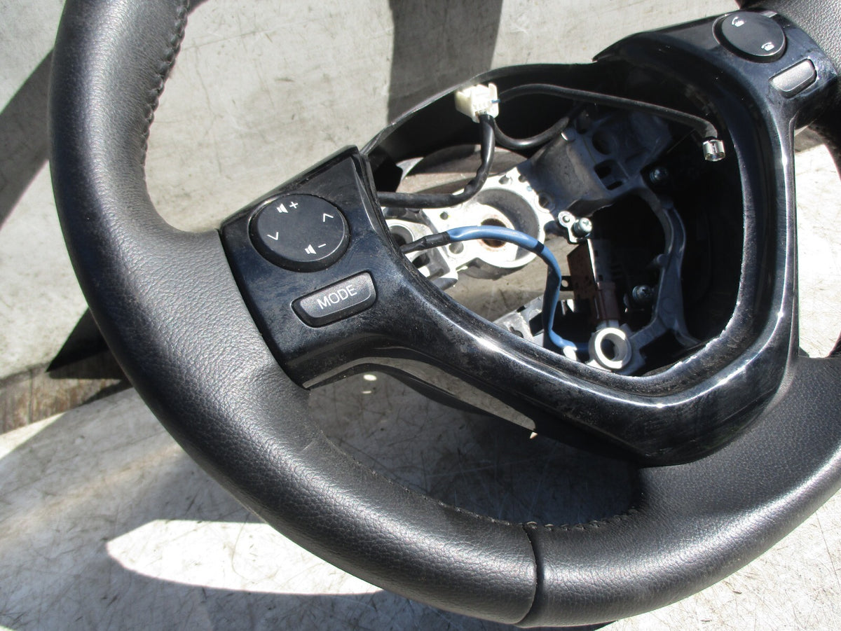TOYOTA AYGO MK2 2016 3 SPOKE MULTIFUNCTION STEERING WHEEL