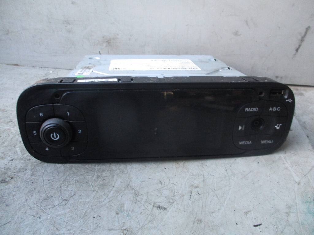 2019 FIAT PANDA 319 RADIO CD PLAYER STEREO HEAD UNIT 07357033430