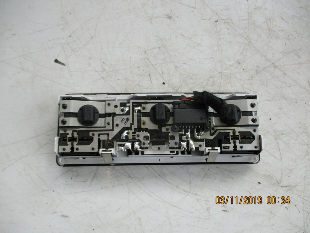 BMW 3 SERIES E46 INTERIOR ROOF CEILING MAP READING LIGHT 8364929