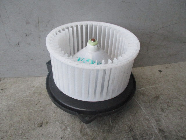2019 MAJDA 2 1.5 PETROL INTERIOR HEATER BLOWER FAN MOTOR  8727001780