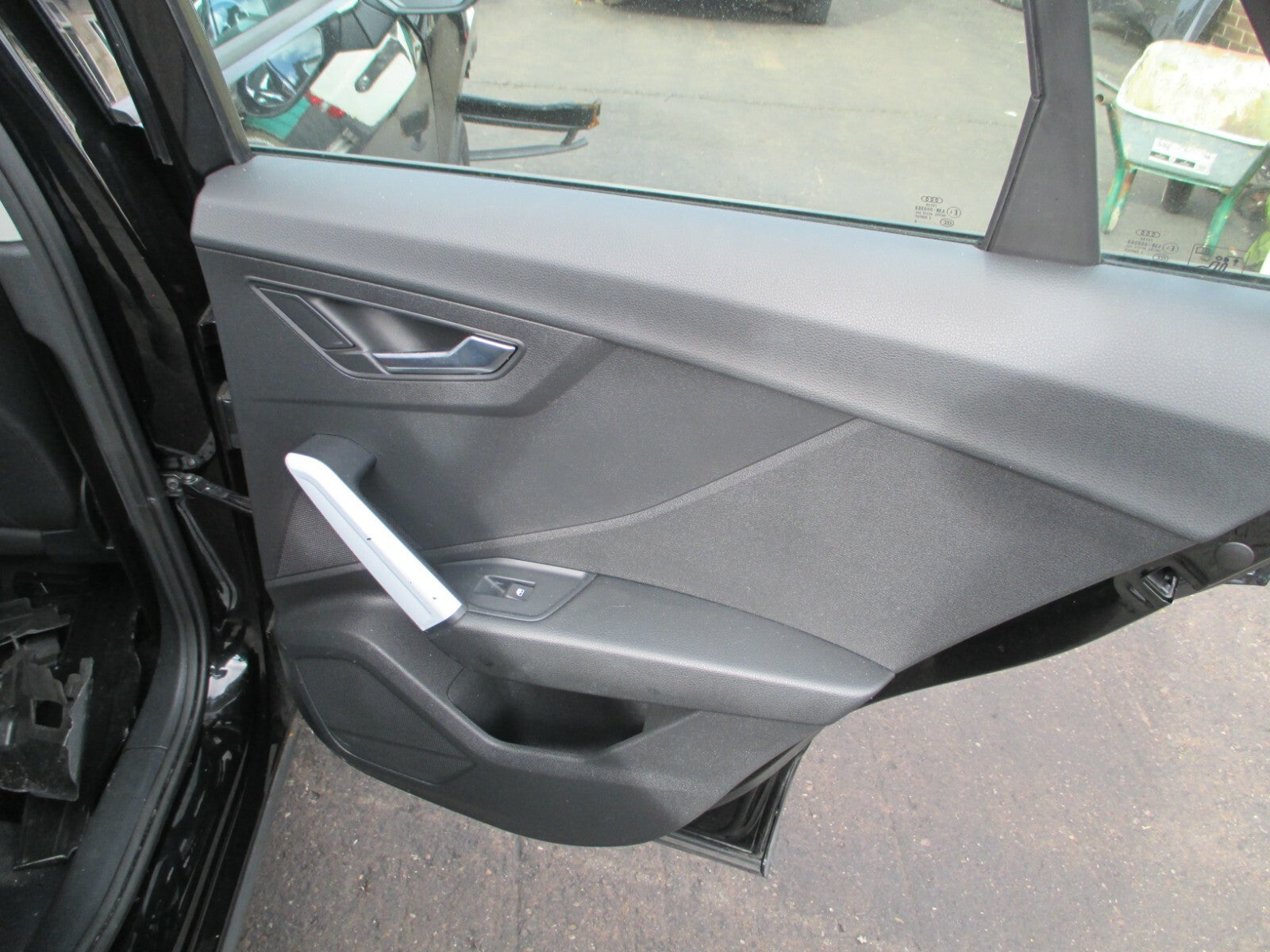 AUDI Q2 MK1 2020 OSR DRIVER SIDE REAR PLASTIC DOOR CARD PANEL ONLY