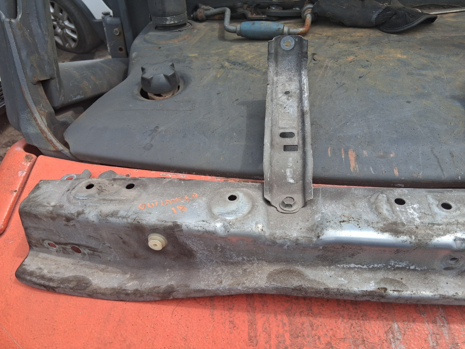 2018 MITSUBISHI OUTLANDER MK3 2.3 DIESEL FRONT UPPER SUPPORT SLAM PANEL