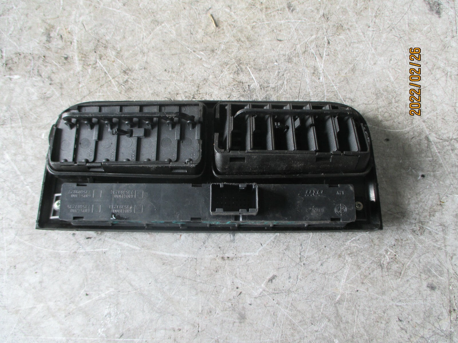 FIAT GRANDE PUNTO 2006 CENTRE AIR VENTS WITH HAZARD SWITCH 735383233