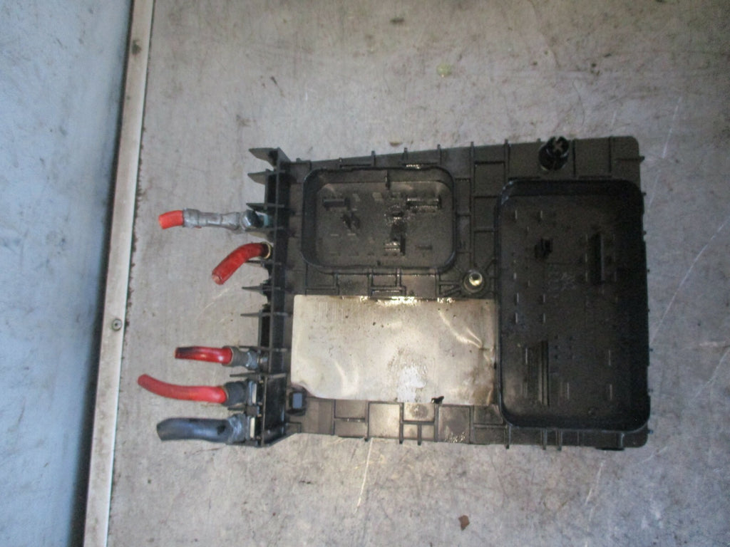 VW VOLKSWAGEN GOLF 1K MK5 FUSE BOX RELAY UNIT 1K0937124K