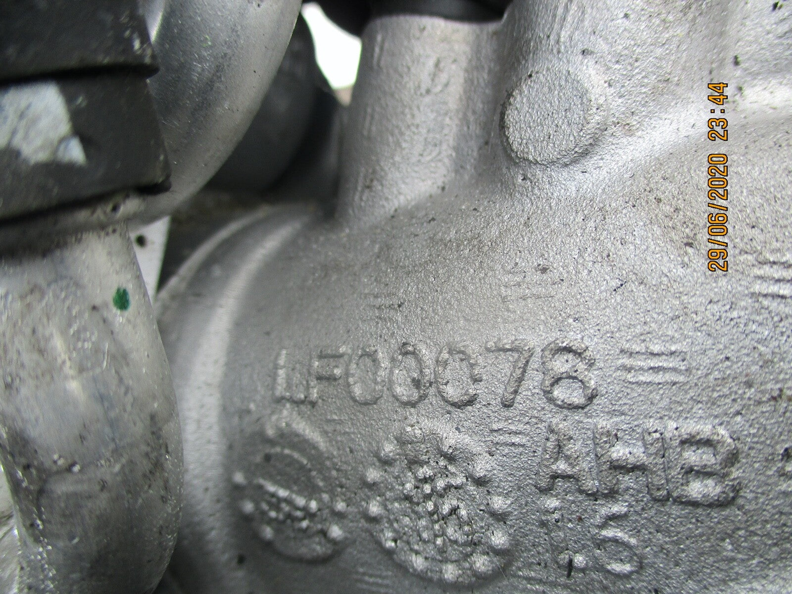 VW VOLKSWAGEN TIGUAN 2.0 TDI WATER COOLANT HOUSE PIPE 04L121058AM