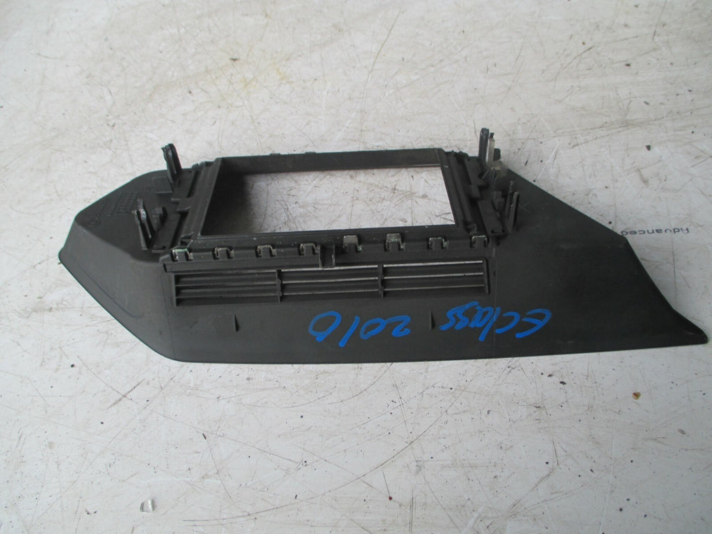 MERCEDES E CLASS W212 2010 DISPLAY COVER SURROUND TRIM A2126801336