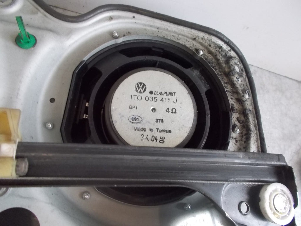 VOLKSWAGEN TOURAN 1T OSF DRIVER SIDE FRONT WINDOW REGULATOR 1T2837730AE
