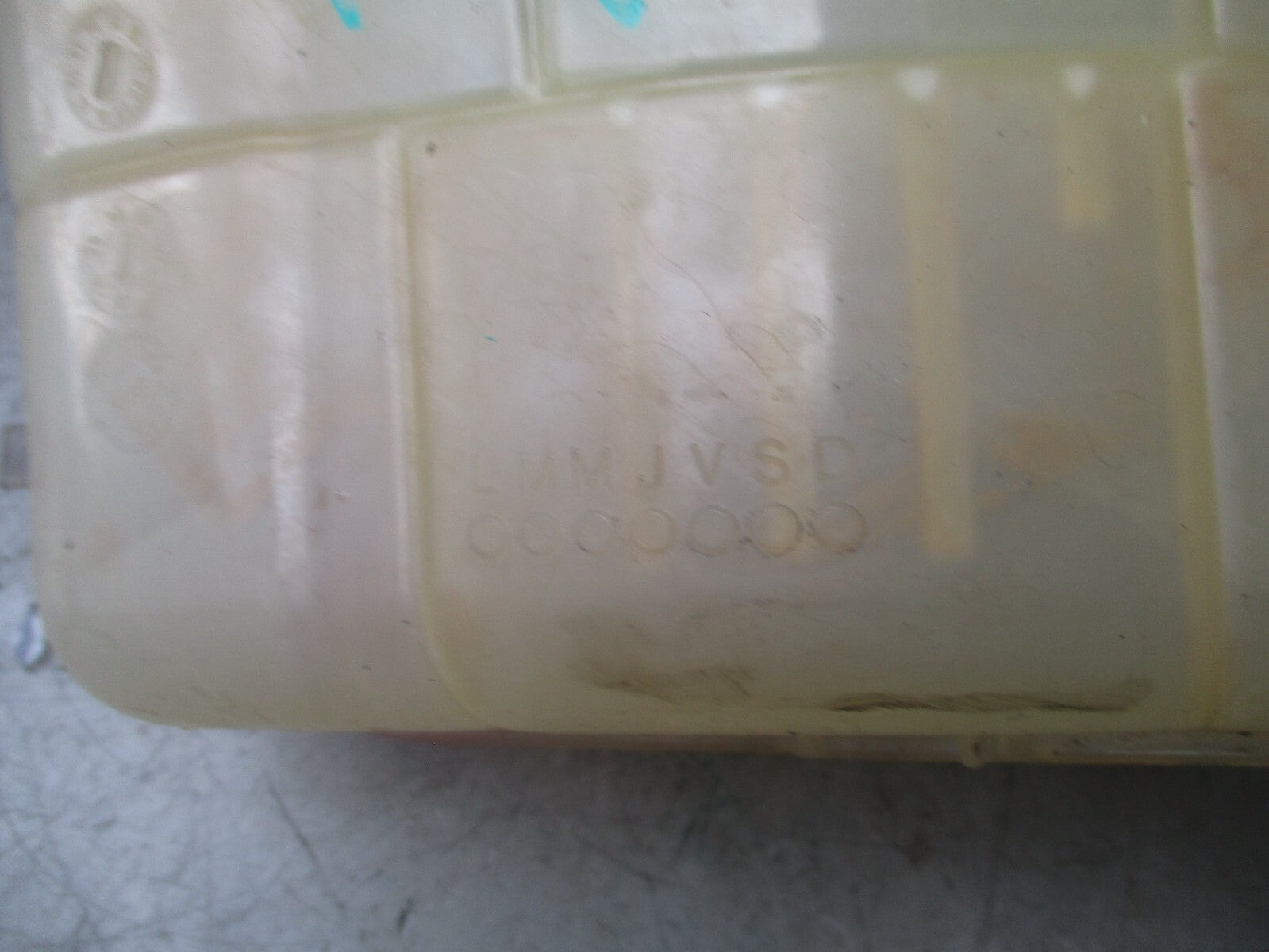 2014 RENAULT MEGANE COOLANT WATER EXPANSION OVERFLOW TANK LMMJVSD (ref s)