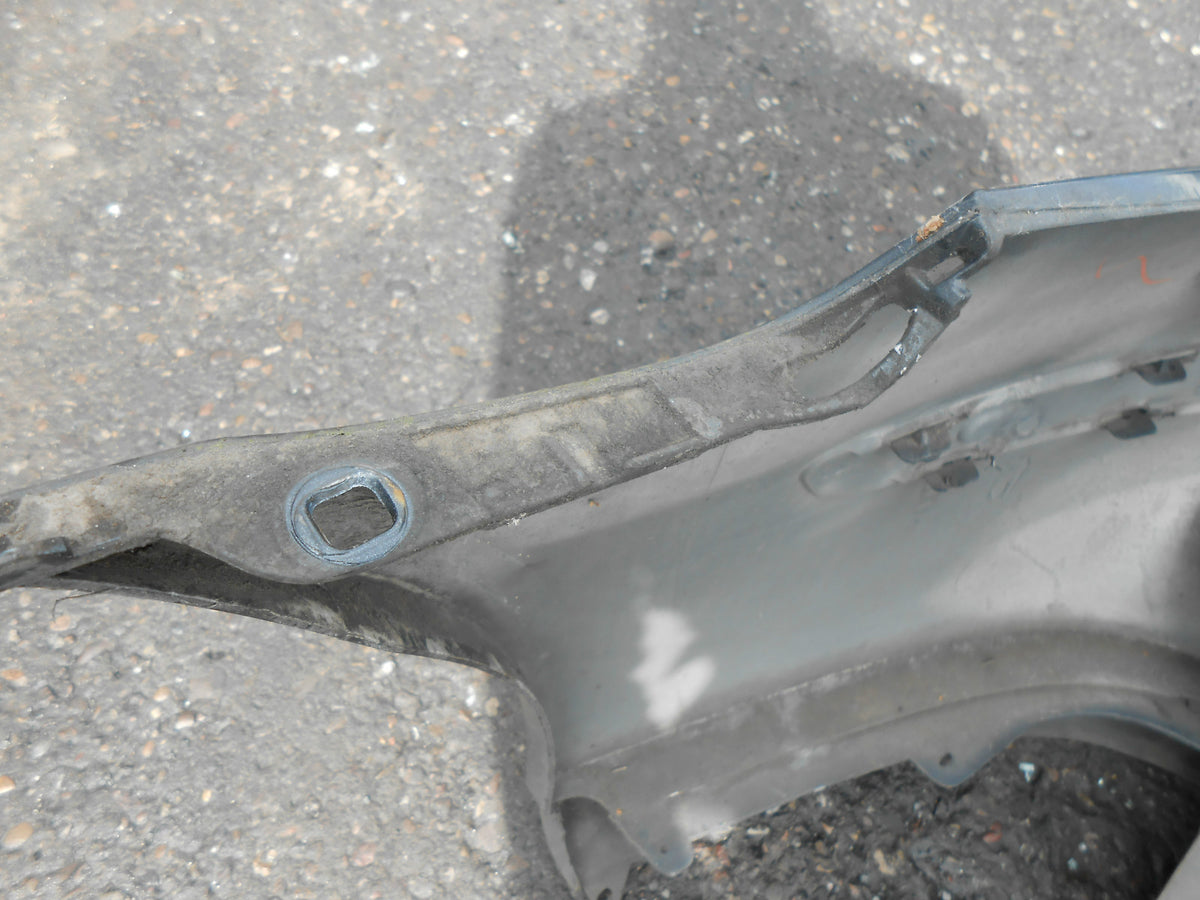 RENAULT LAGUNA MK1 2000 COMPLETE FRONT BUMPER FOG SPOT LIGHTS GREY