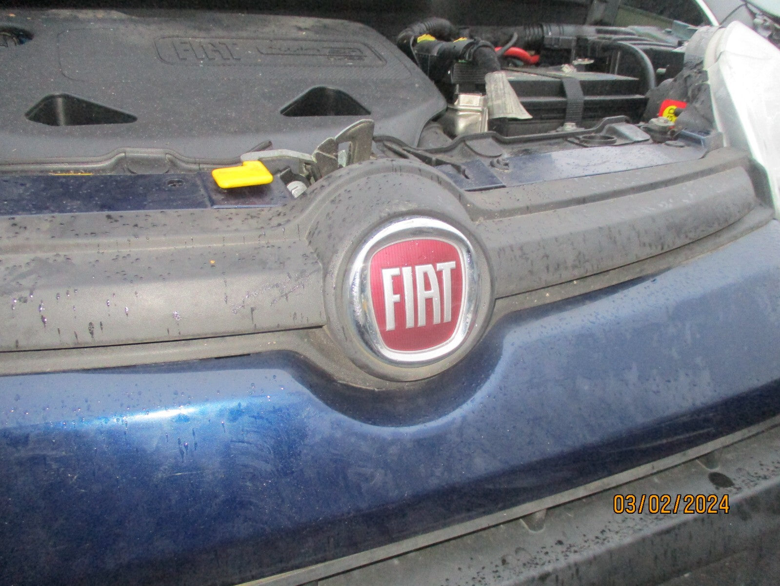 FIAT PANDA 319 2017 FRONT RADIATOR UPPER BADGE EMBLEM GRILL GRILLE