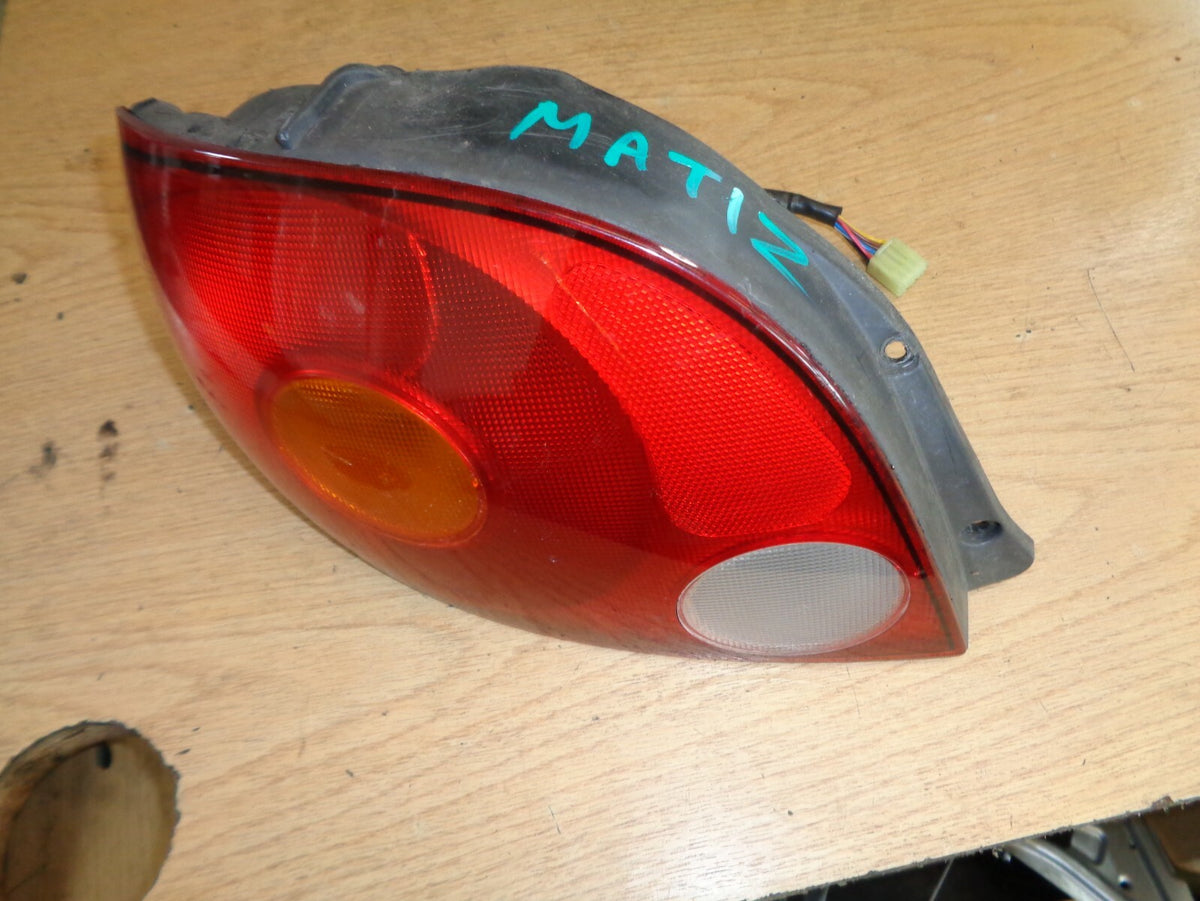DAEWOO MATIZ 2003 FRONT PASSENGER SIDE HEADLIGHT HEAD LAMP 0320508332
