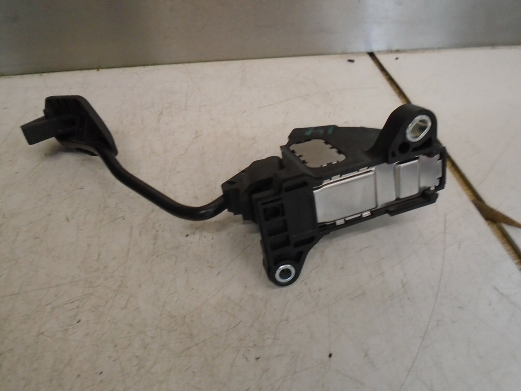 TOYOTA YARIS MK3 2014 1.3 PETROL THROTTLE PEDAL 781100D150