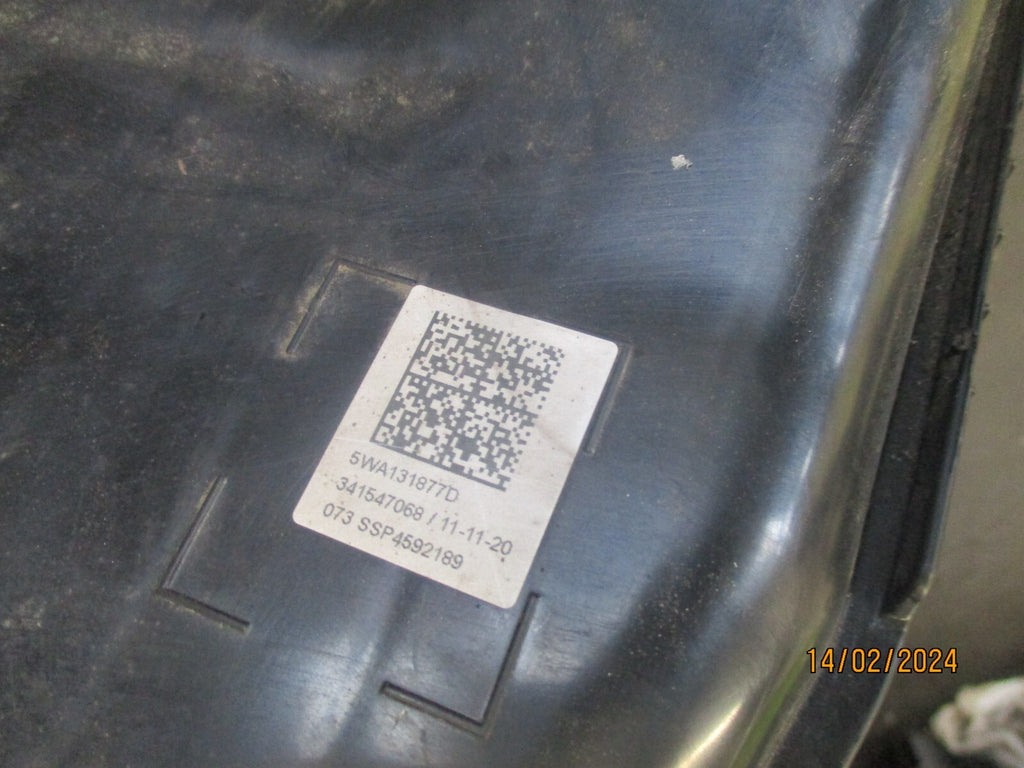 VW VOLKSWAGEN GOLF MK8 2.0 DIESEL AD BLUE UREA TANK 5Q0131969E