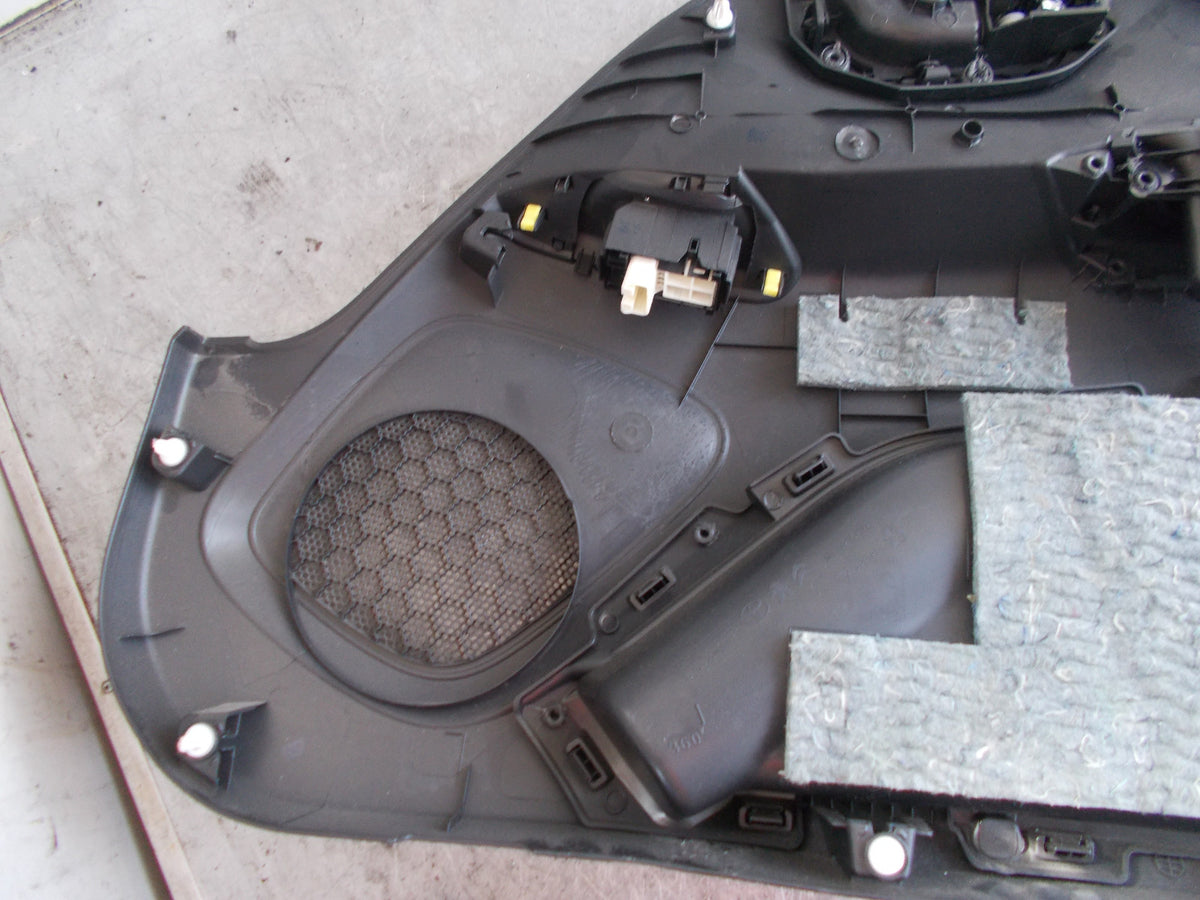 TOYOTA AYGO AB40 (MK2) 2017 5 DOOR PASSENGER SIDE FRONT DOOR CARD NSF
