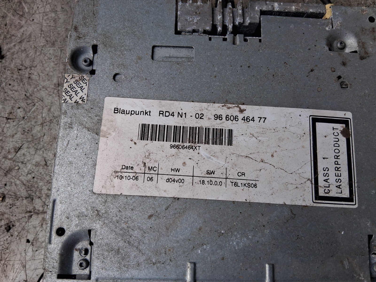 2006 PEUGEOT 307 RADIO STEREO CD PLAYER MULTIMEDIA HEAD UNIT 9660646477